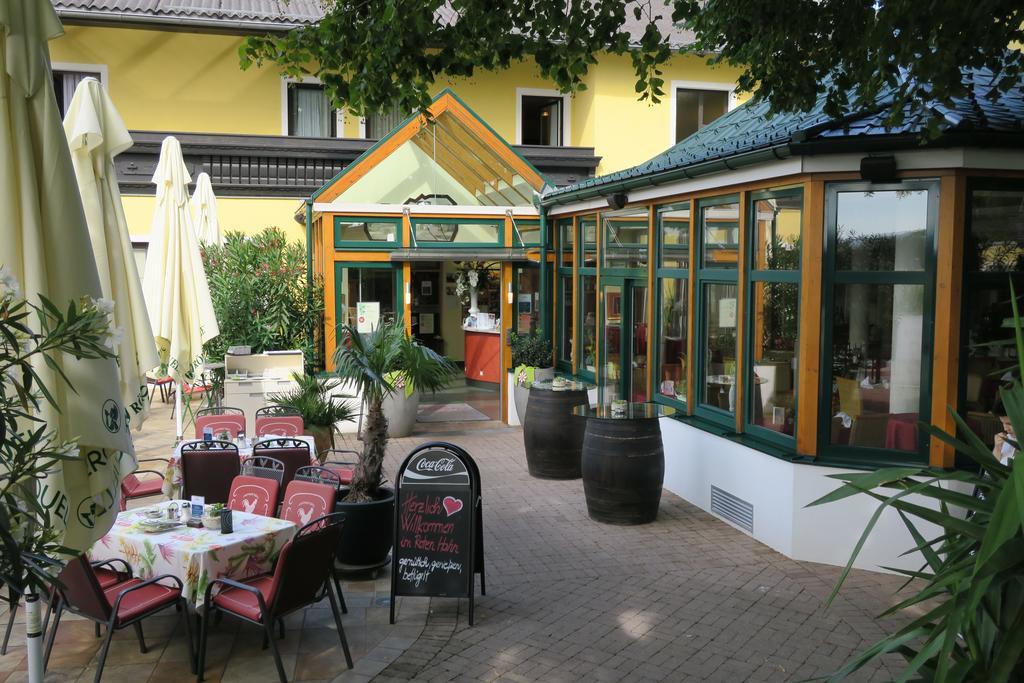 Hotel Restaurant Boeck "Roter Hahn" Sankt Poelten Eksteriør bilde