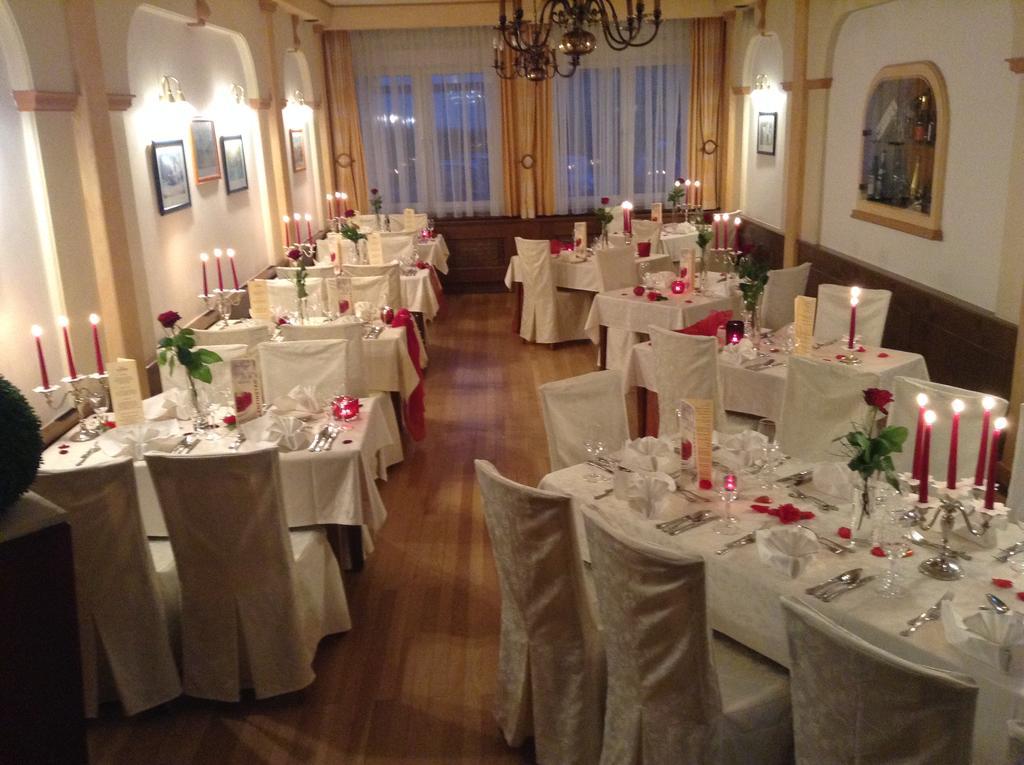 Hotel Restaurant Boeck "Roter Hahn" Sankt Poelten Eksteriør bilde