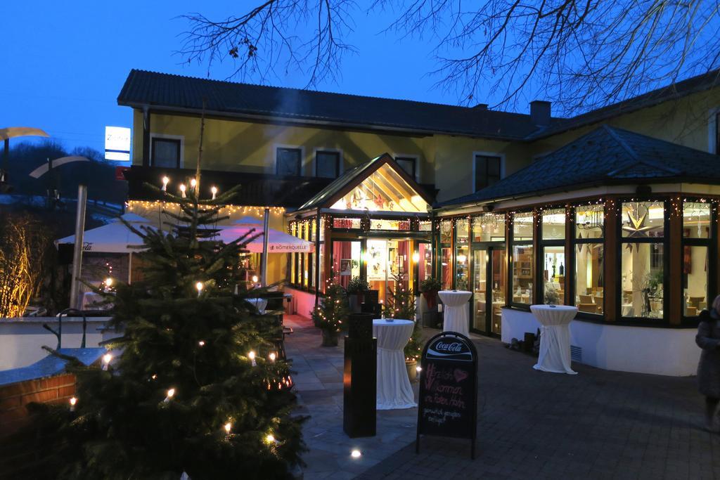 Hotel Restaurant Boeck "Roter Hahn" Sankt Poelten Eksteriør bilde